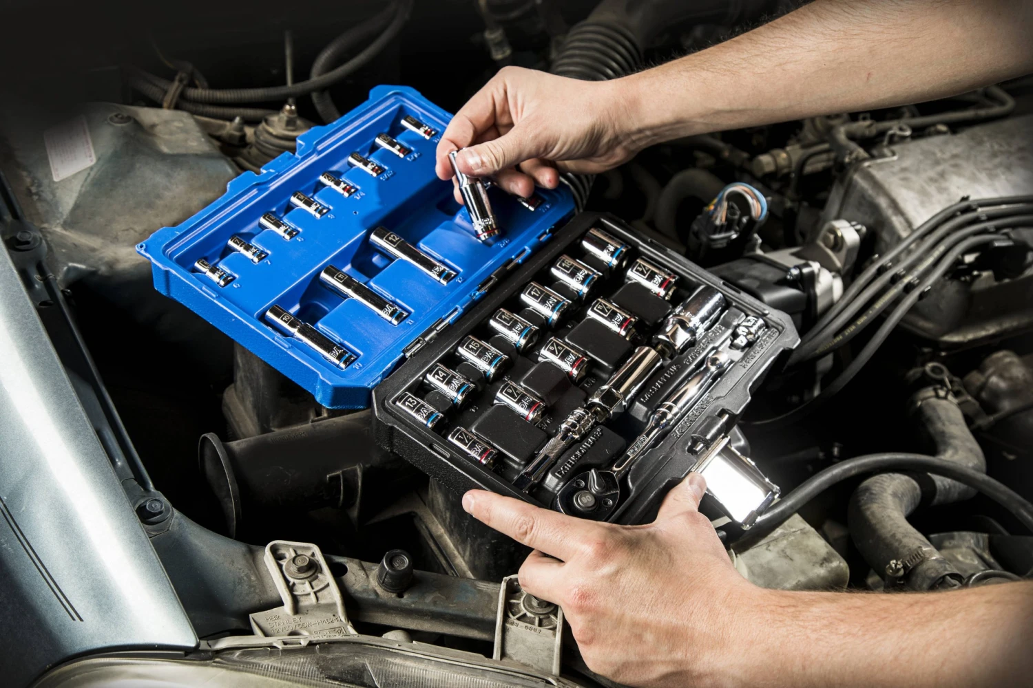 Kobalt Mechanics Tool Sets 30-Piece Standard (SAE) and Metric Combination Polished Chrome Mechanics Tool Set (3/8-in) 6 Kobalt Mechanics Tool Sets 30-Piece Standard (SAE) and Metric Combination Polished Chrome Mechanics Tool Set (3/8-in) - Image 6