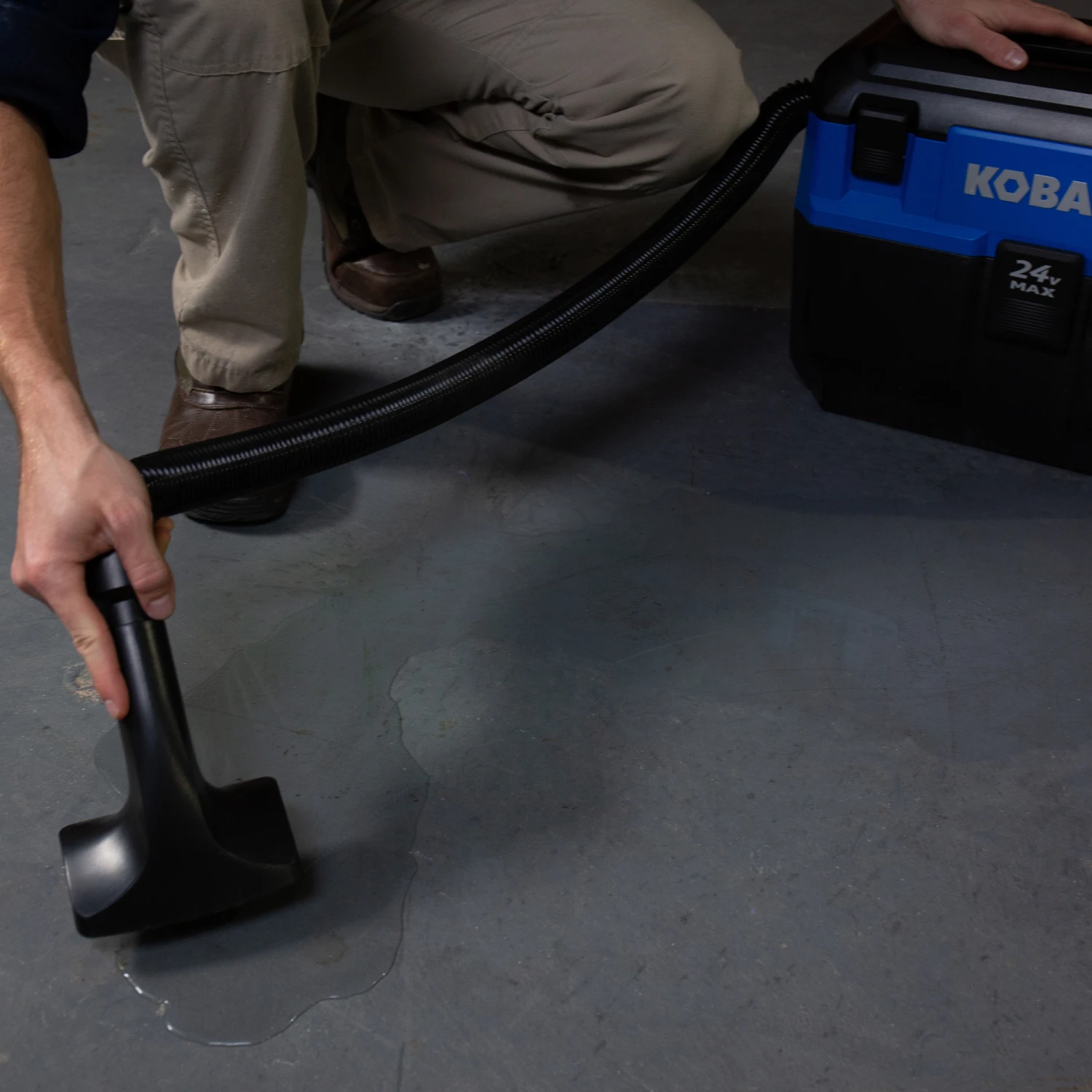 Kobalt Shop Vacuums 24-Volt Max 3-Gallon Cordless Handheld Wet/Dry Shop Vacuum (Battery Not Included) 12 Kobalt Shop Vacuums 24-Volt Max 3-Gallon Cordless Handheld Wet/Dry Shop Vacuum (Battery Not Included) - Image 12