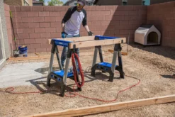 Kobalt Saw Horses 30.63-in W x 33.5-in H Adjustable Pp and Steel Construction Saw Horse (1000-lb Capacity) -Kobalt Sales Store 44627991 scaled