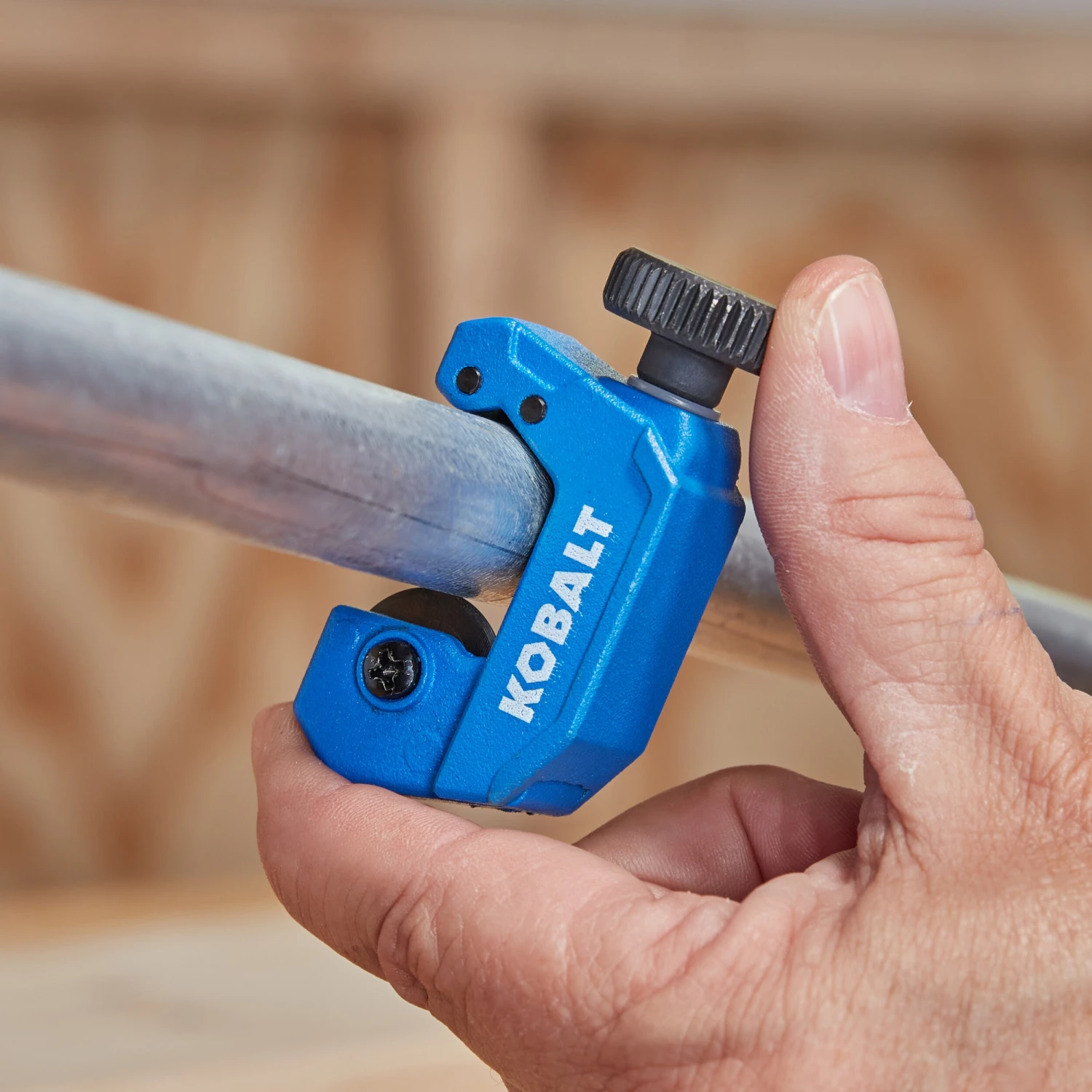 Kobalt Pipe Cutters 5/8-in-in Copper Tube Cutter 2 Kobalt Pipe Cutters 5/8-in-in Copper Tube Cutter - Image 2