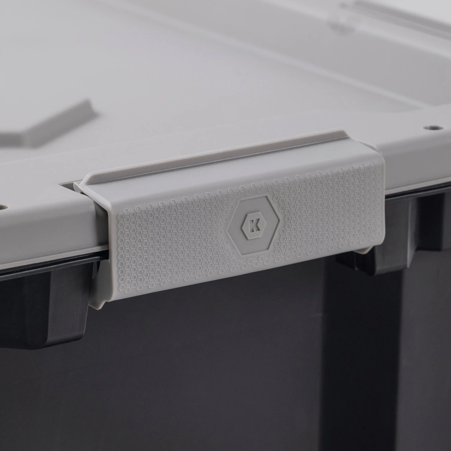 Kobalt Plastic Storage Totes X-large 24-Gallon (96-Quart) Grey Tote Latching Lid 4 Kobalt Plastic Storage Totes X-large 24-Gallon (96-Quart) Grey Tote Latching Lid - Image 4