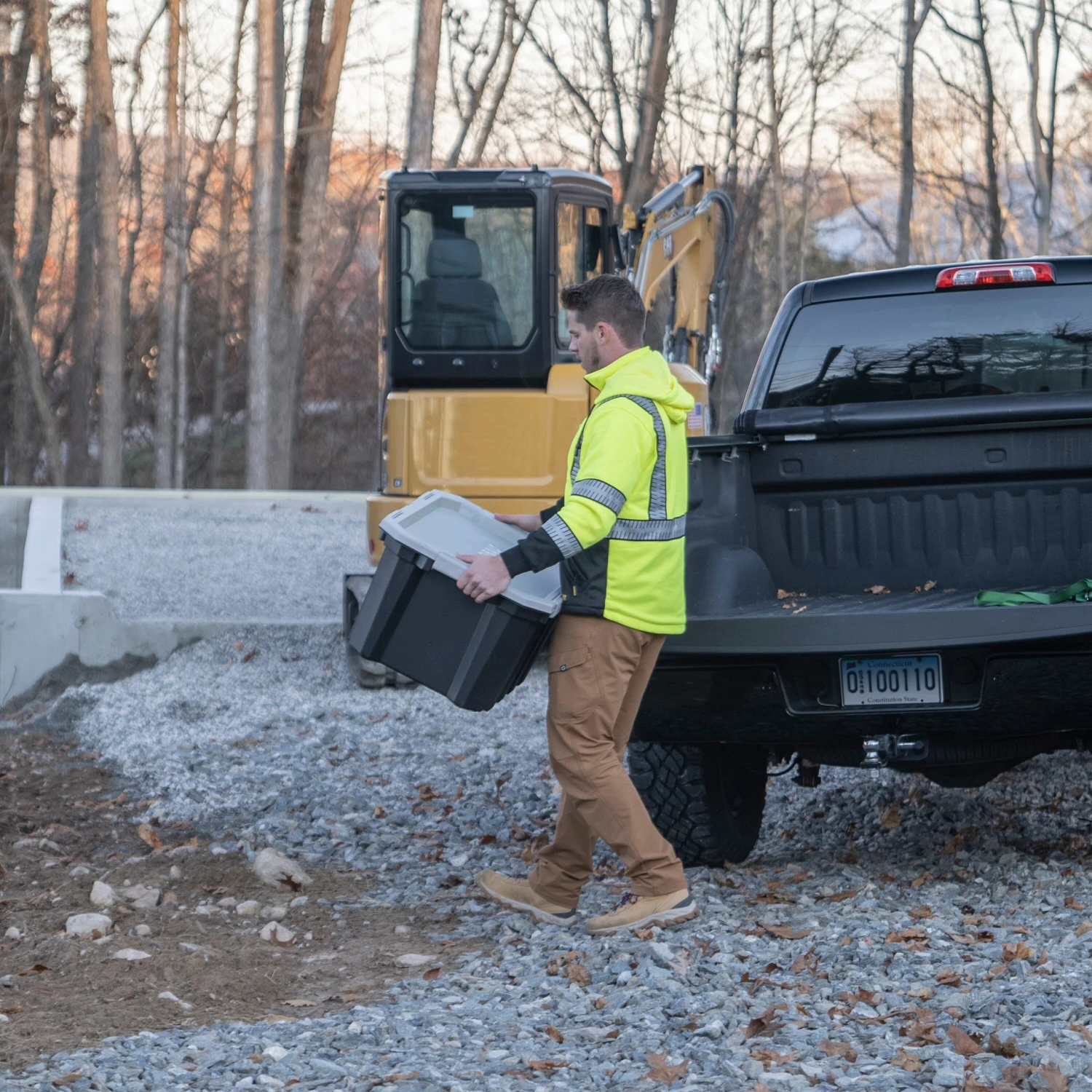 Kobalt Plastic Storage Totes X-large 24-Gallon (96-Quart) Grey Tote Latching Lid 12 Kobalt Plastic Storage Totes X-large 24-Gallon (96-Quart) Grey Tote Latching Lid - Image 12